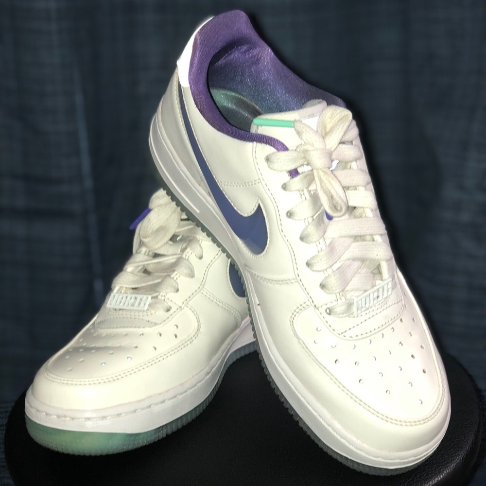Nike Air Force 1’s Women’s Tennies Size 7.5